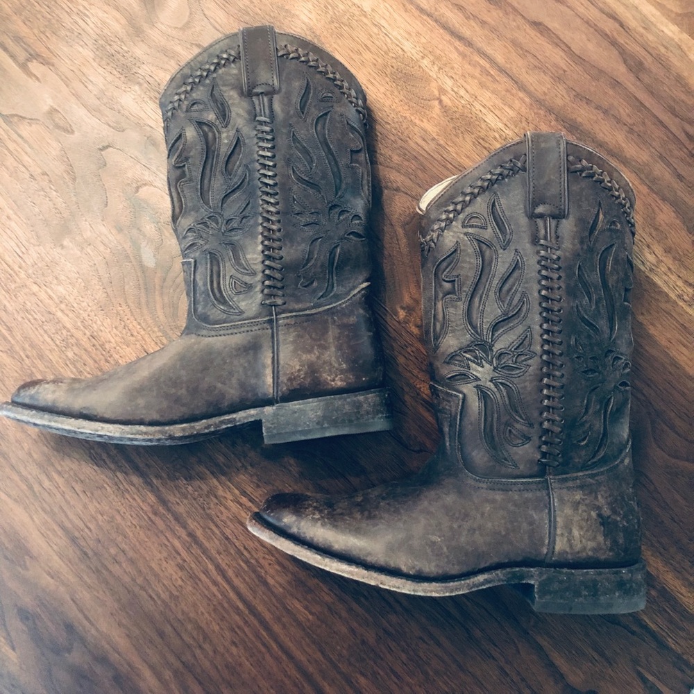Frye Wyatt Overlay cowboy boots, new, size 8